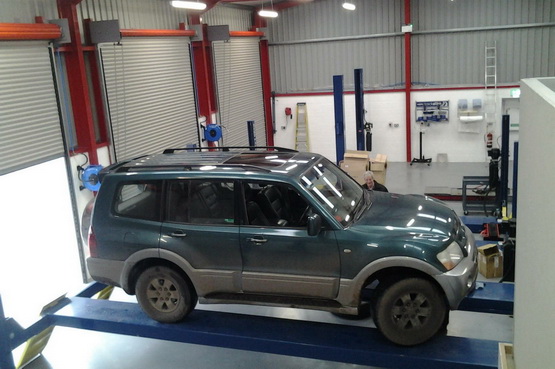 Mike-Ackland-Motors-repair-mot-vehicle4